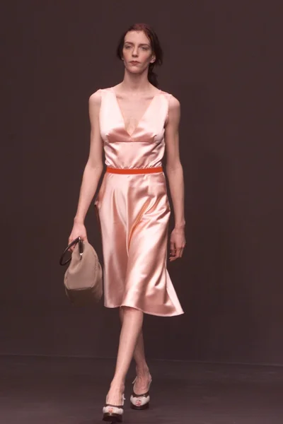 Look 15